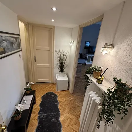 Cozy Panorama Next To The Fashion Street Apartamento