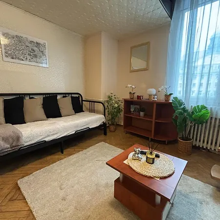Cozy Panorama Next To The Fashion Street Apartamento